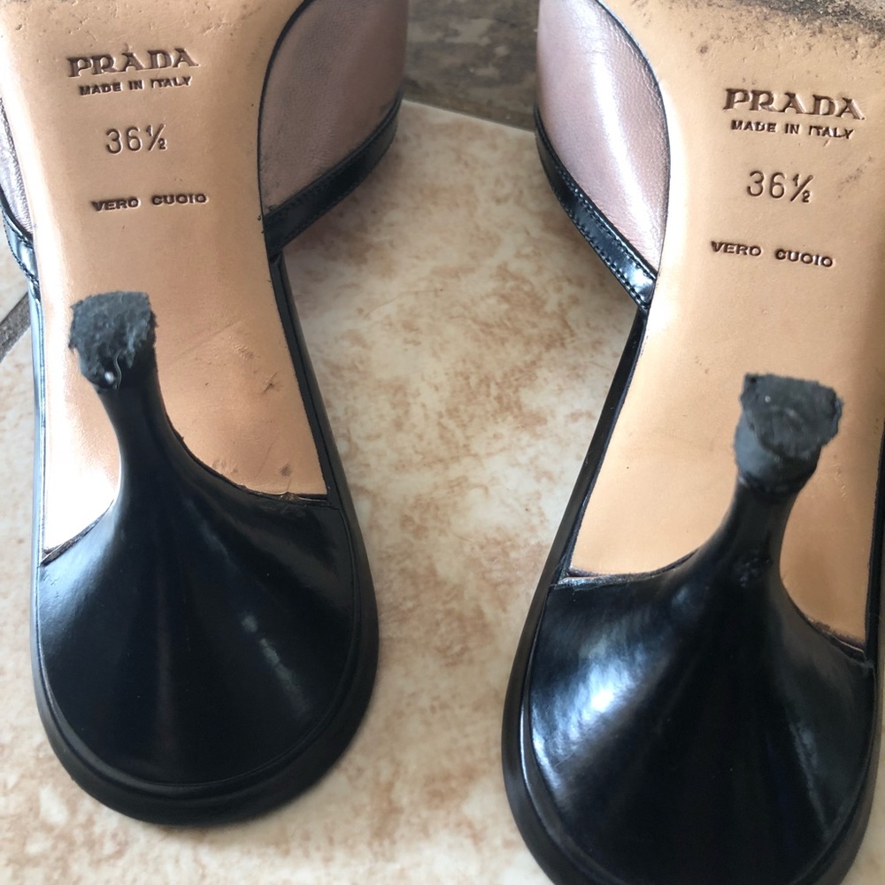 Authentic Prada slide - Picture 4 of 4